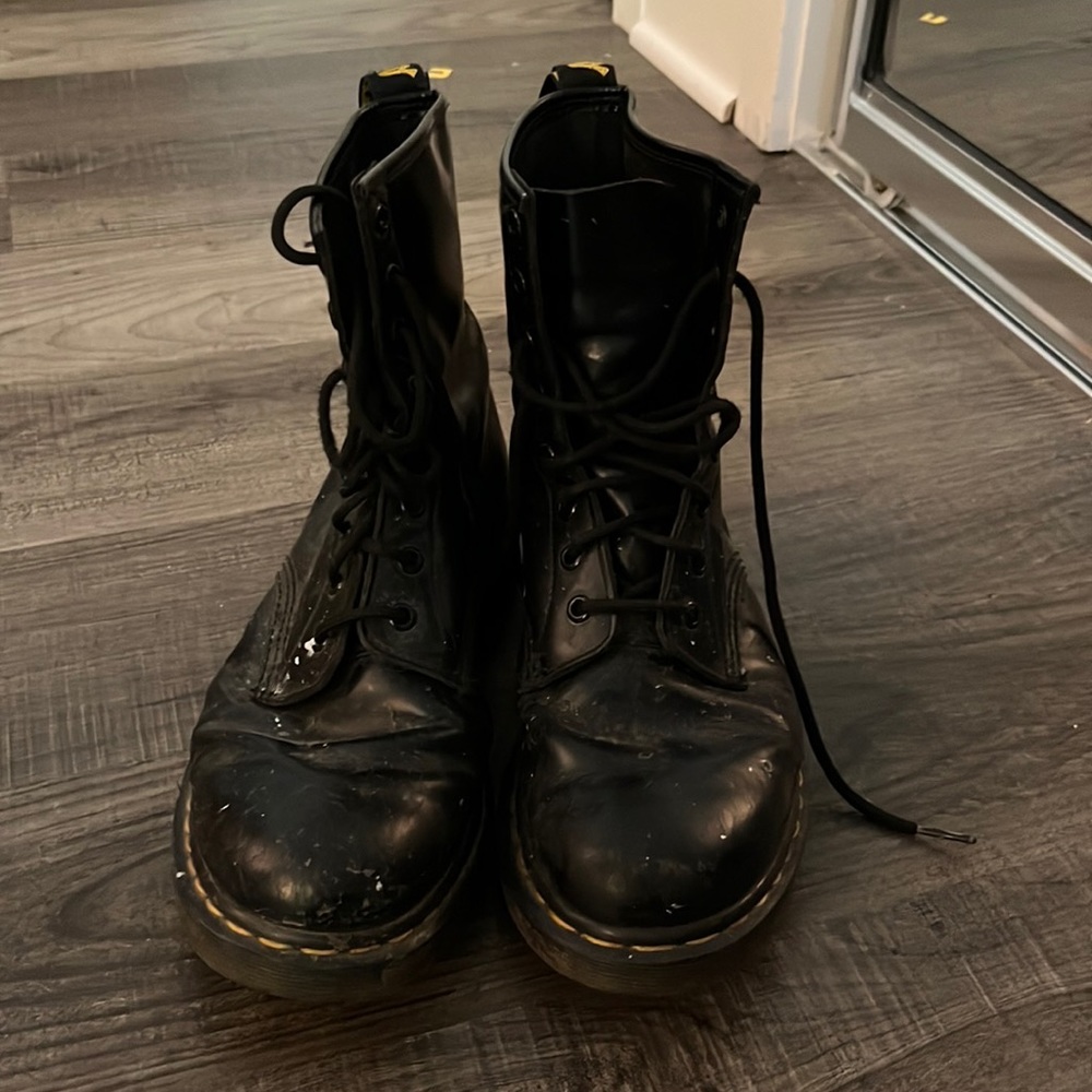 Dr. Martens 1460 Smooth Leather Lace Up Boots